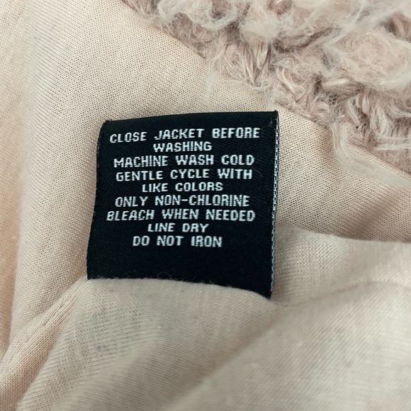 Blush Fuzzy Long Sleeve Coat size M - Picture 7 of 9